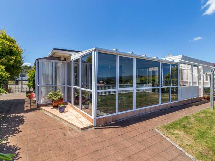 17 Roband Crescent Brown Owl_24