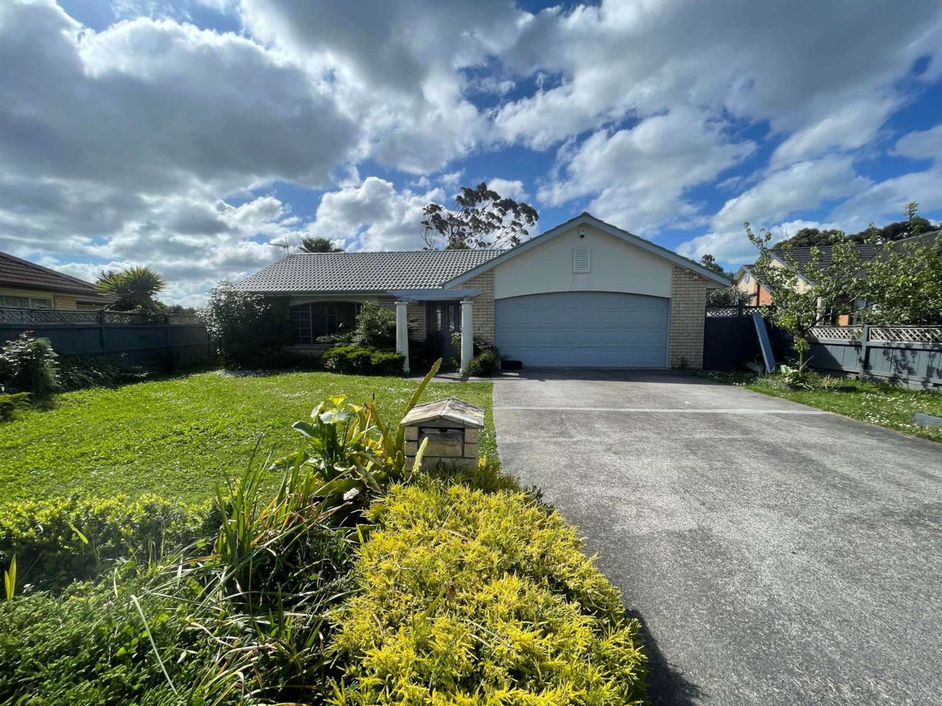8 Atworth Way Pakuranga Heights_0