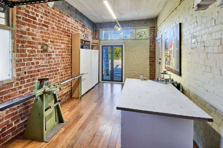 355 The Parade Island Bay_7