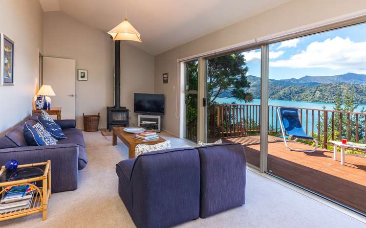 2351 Kenepuru Road Kenepuru Sound_12