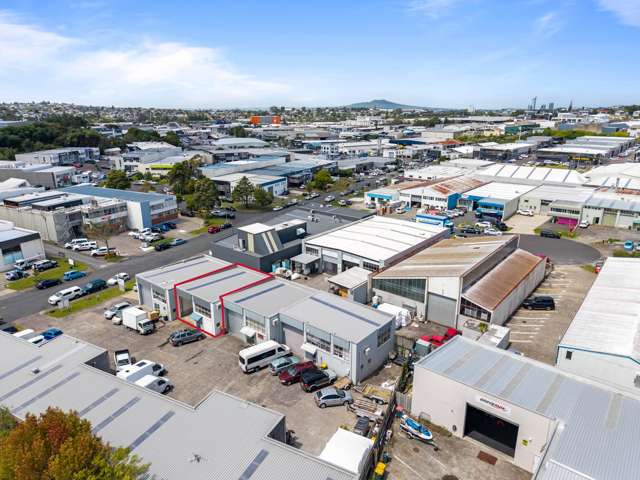 2/8 Ashfield Road Wairau Valley_2