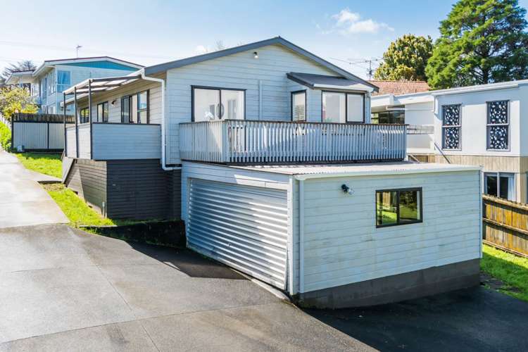 324b East Coast Road Sunnynook_1