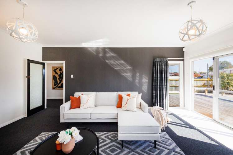 18 East Street Terrace End_11