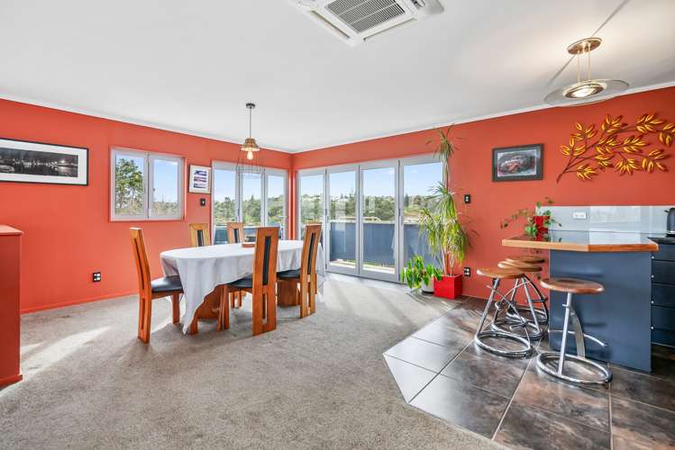 48 Raumati Crescent Onerahi_5