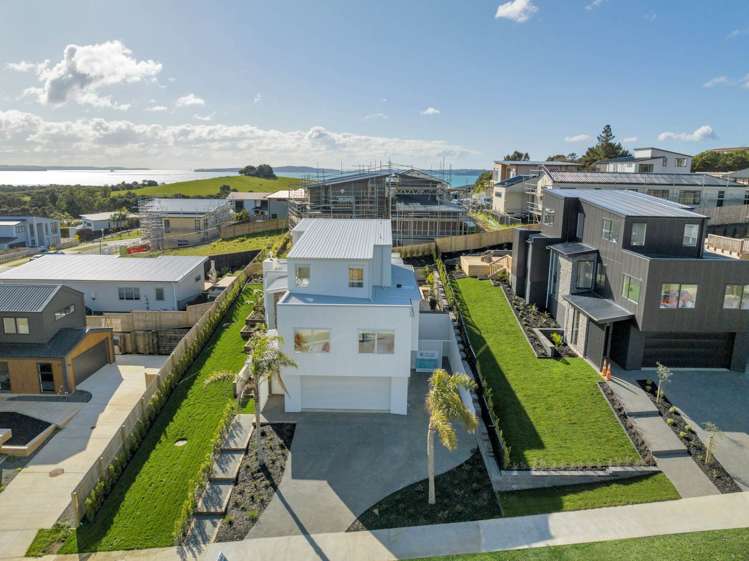 15 Matara Avenue Maraetai_44