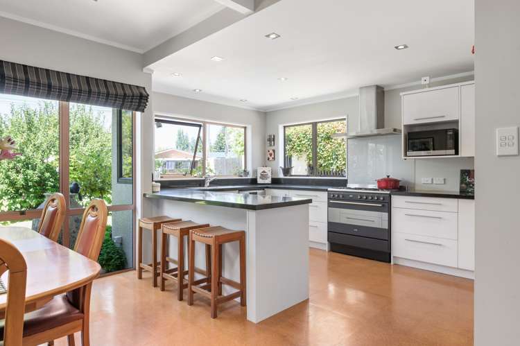 13 De Vere Crescent Chartwell_2