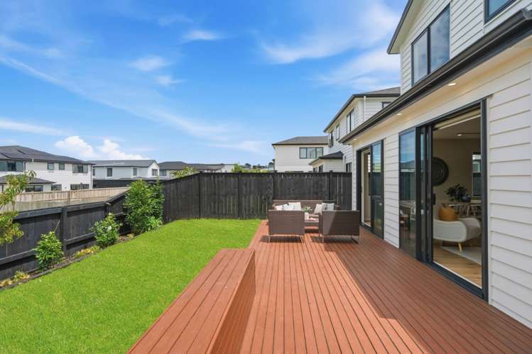 20 Headsail Drive Long Bay_19