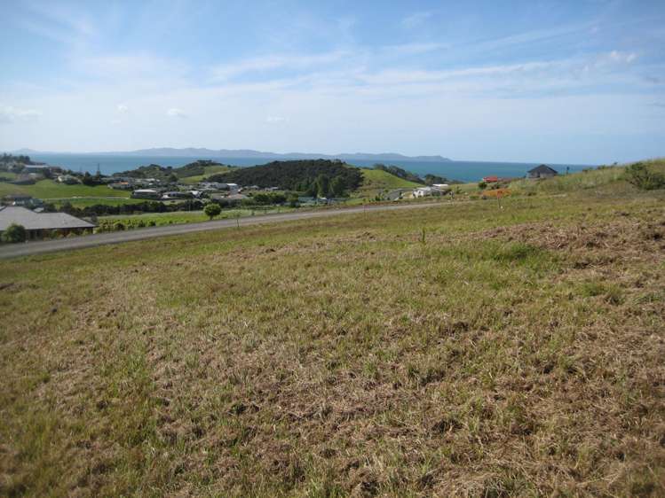 32 Pekama Drive Cable Bay_1