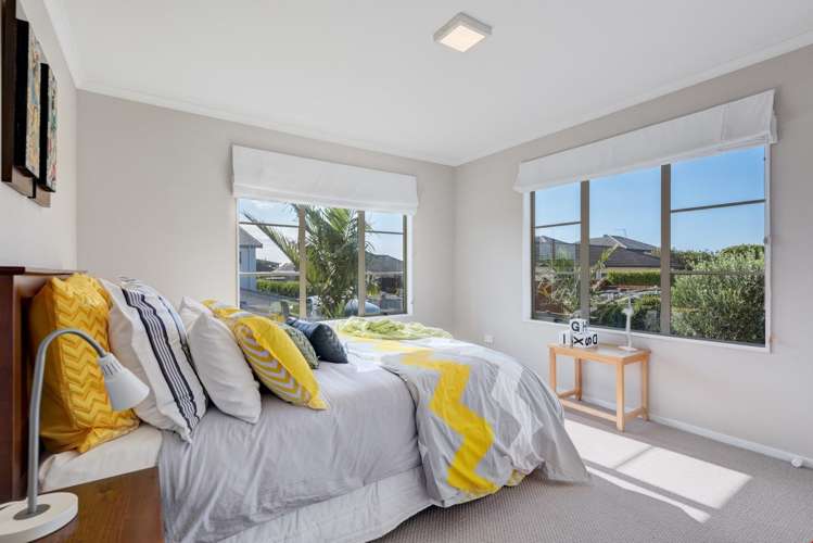 70 Pine Harbour Parade Beachlands_9