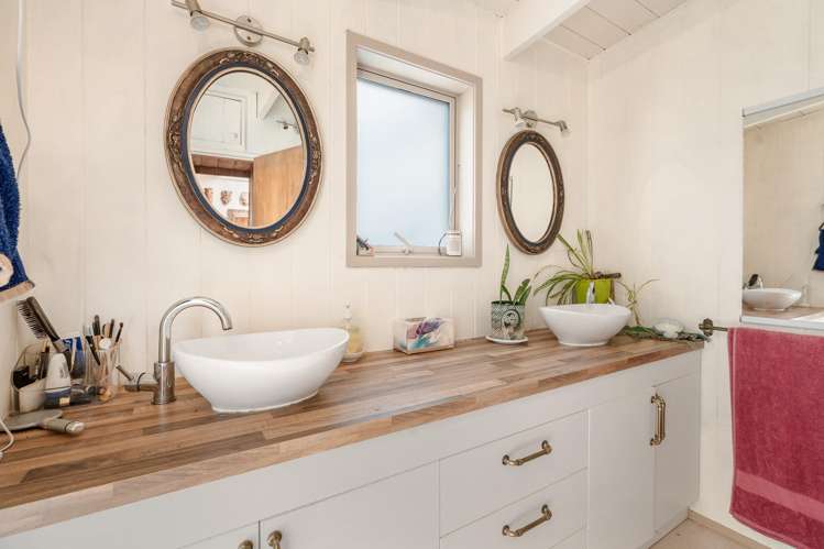 11 and 11A Kuaka Lane Ohiwa_11