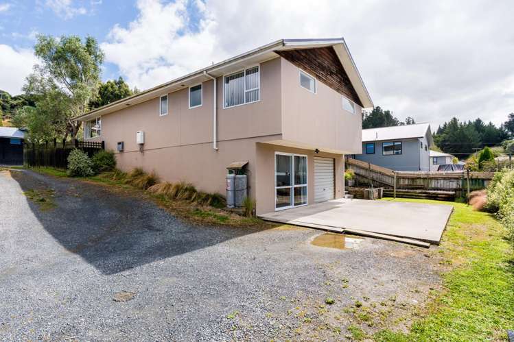 11/27 Saint Albans Street Bradford_19