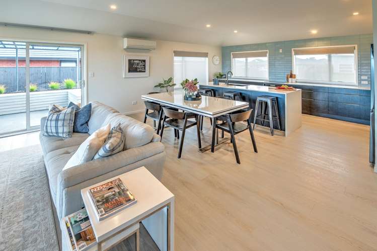 37 Magnolia Crescent Tawhero_2