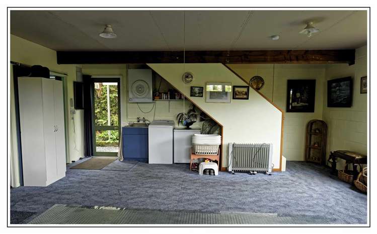 6 Stuart Street Lake Kaniere_16