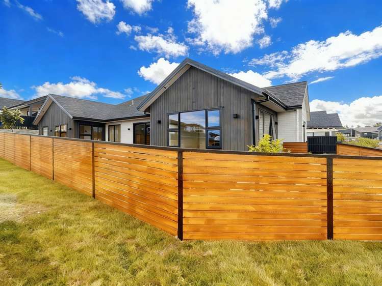 35 Tukutata Crescent_0