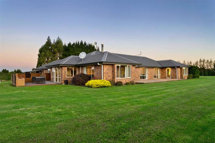 780 Oxford Road Fernside_1