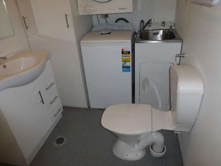 7/443 Cashel Street Linwood_4