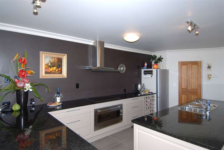 716 Gore Bay Road Gore Bay_4