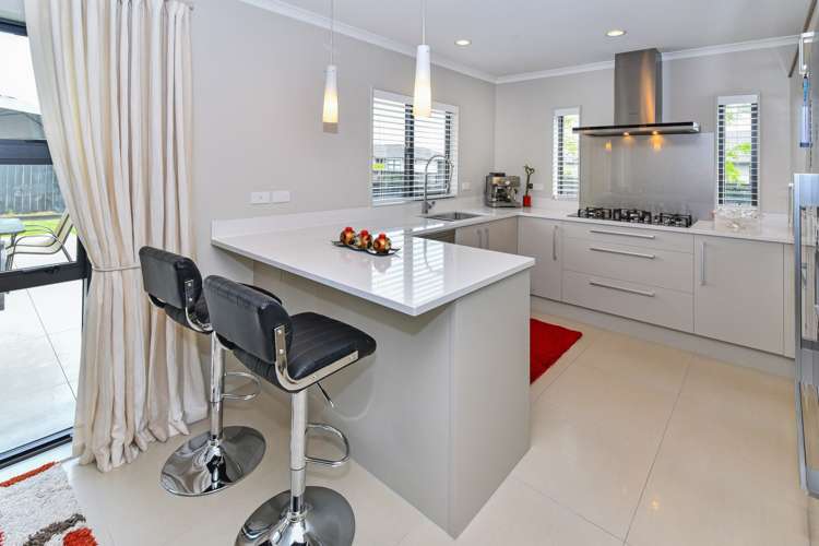 14 Scotsmoor Drive Wattle Downs_8