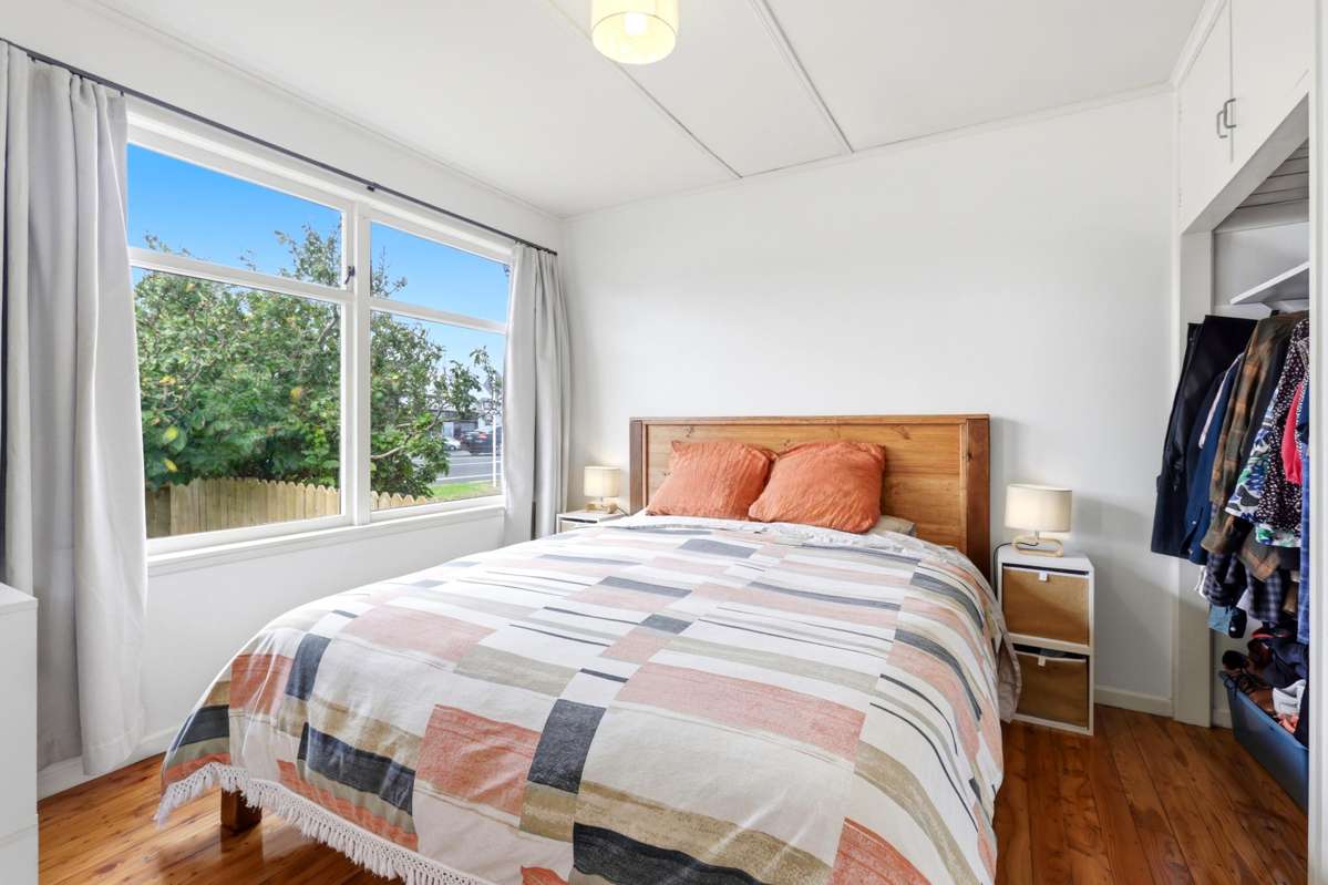 2/276 Rosebank Road_1