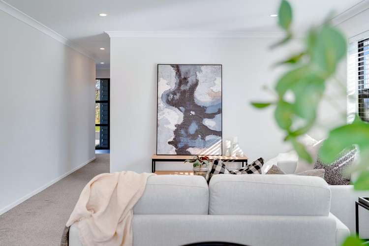 2/8 Jennian Avenue Rototuna_14