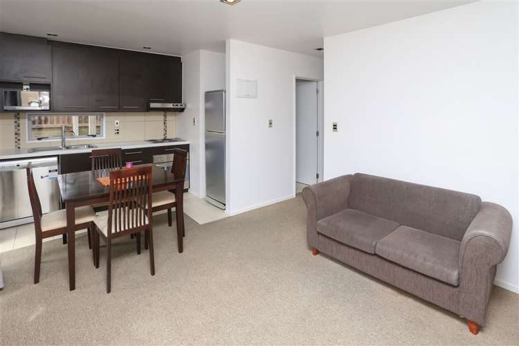 6/18 Lorne Street Melville_4