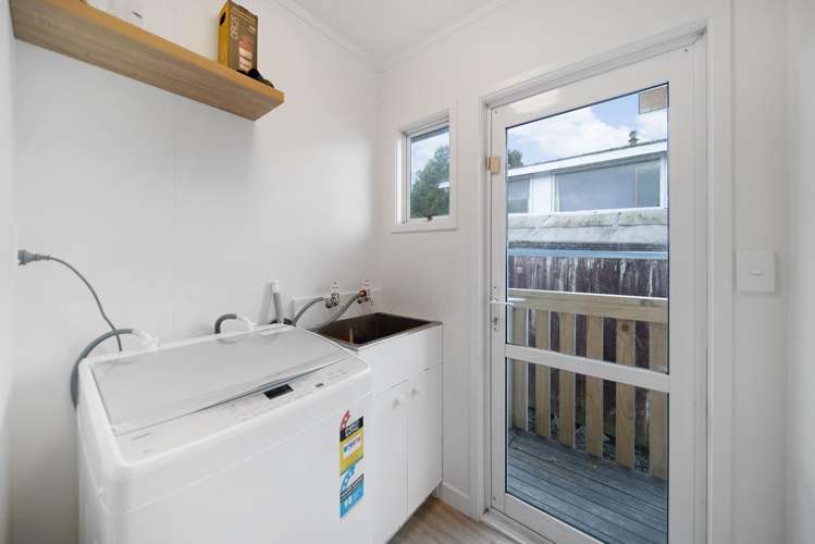 2/76 Mcannalley Street Manurewa East_7