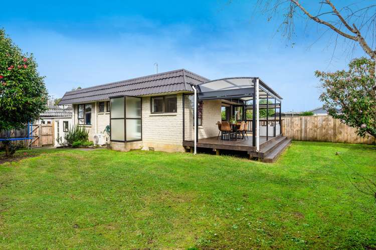 2/8 Glencourt Place Glenfield_16