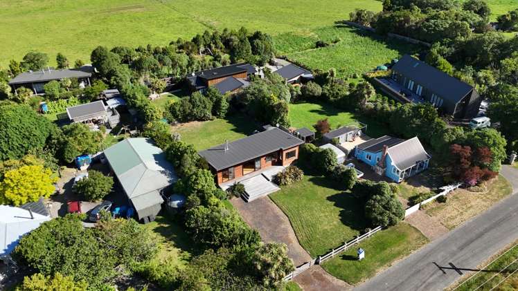 1198A Okains Bay Road Okains Bay_16