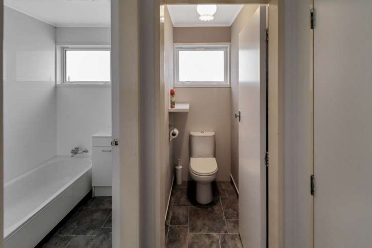 24 Kairanga Crescent Wainuiomata_8