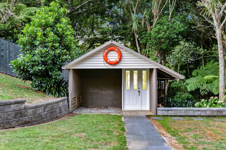 5 Hartles Place Mellons Bay_25