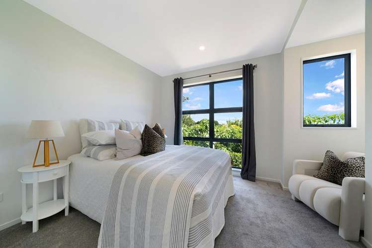 2E Milich Terrace Te Atatu South_10
