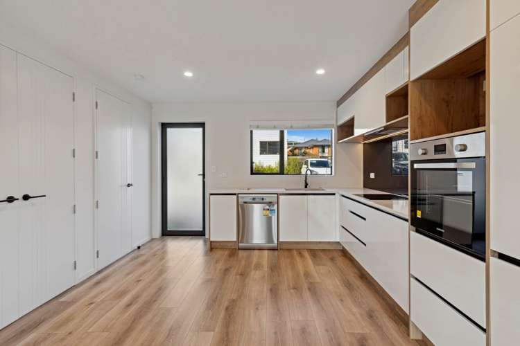 2/20 Havelock Avenue Forrest Hill_6