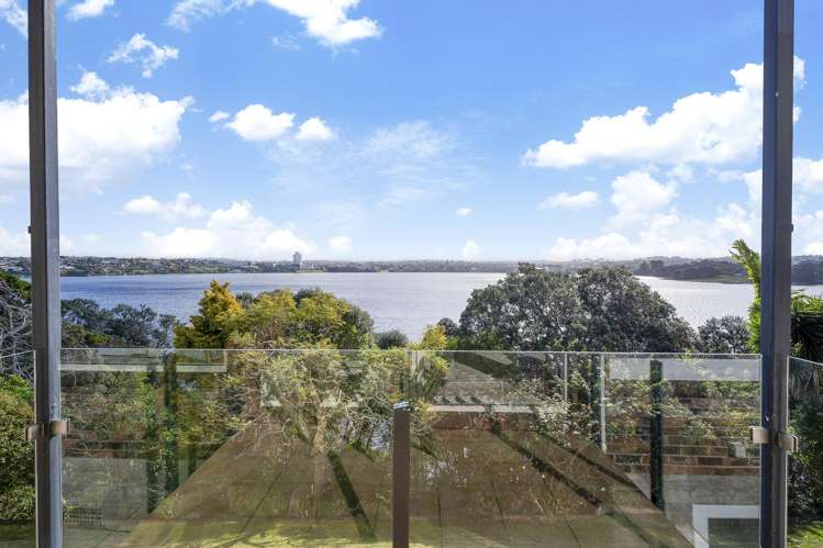 4/198 Hurstmere Road Takapuna_17
