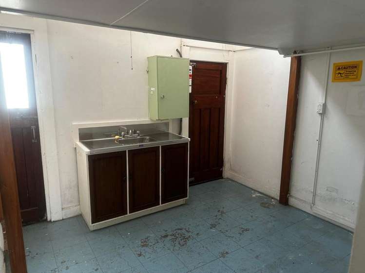 4-6 Union Street Hawera_7