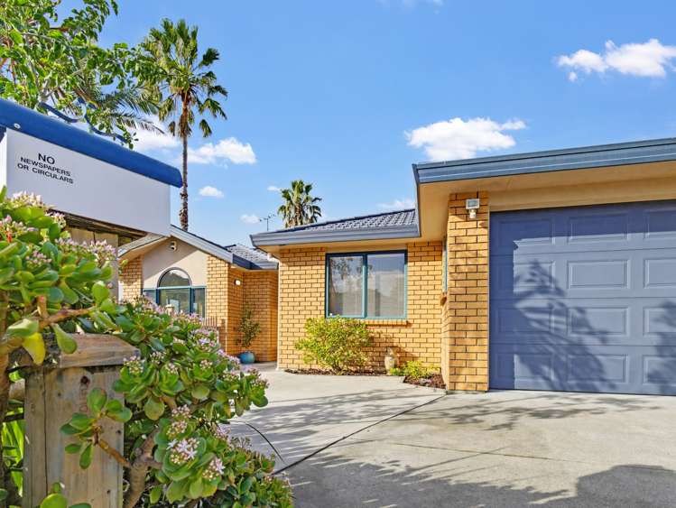 6 Red Hibiscus Road Stanmore Bay_20
