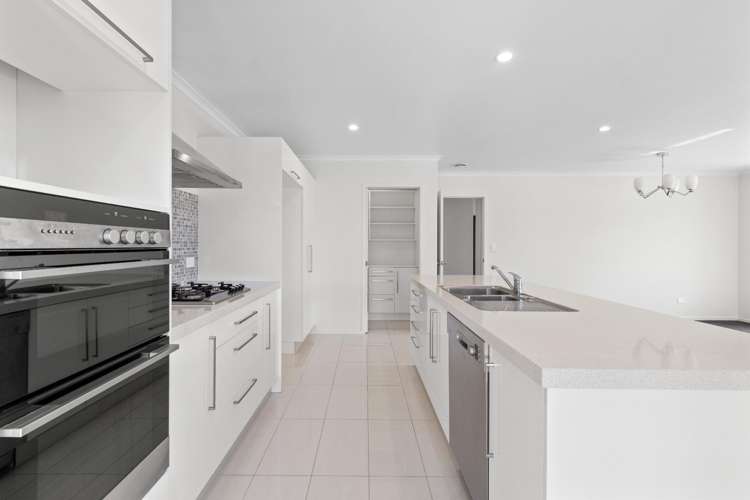 30 West Thompson Street Leamington_7