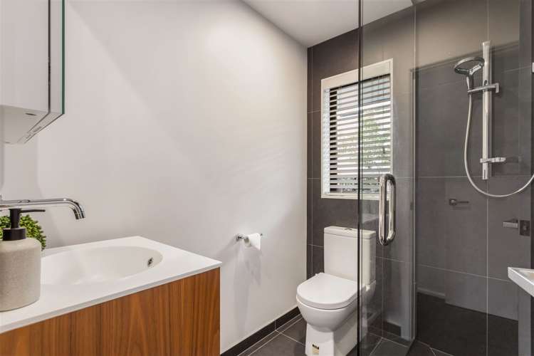 20 Wairarapa Terrace Merivale_17