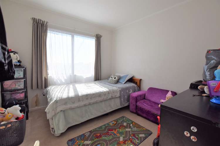 2/33 Lavelle Road Henderson_6