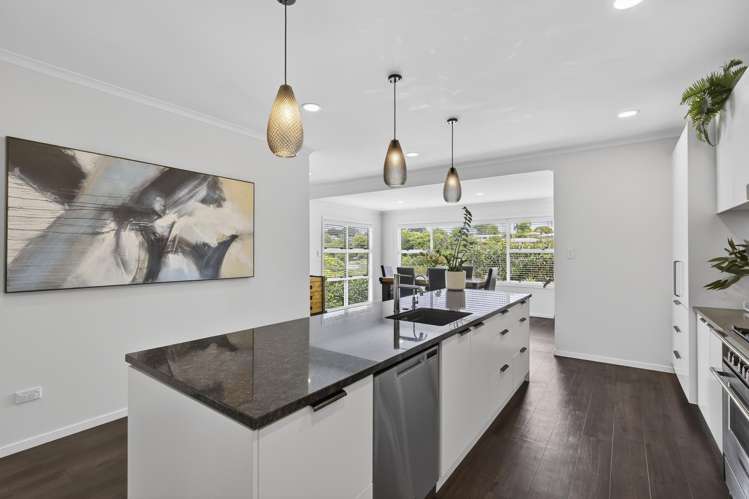 5 Whitby Place Westown_10