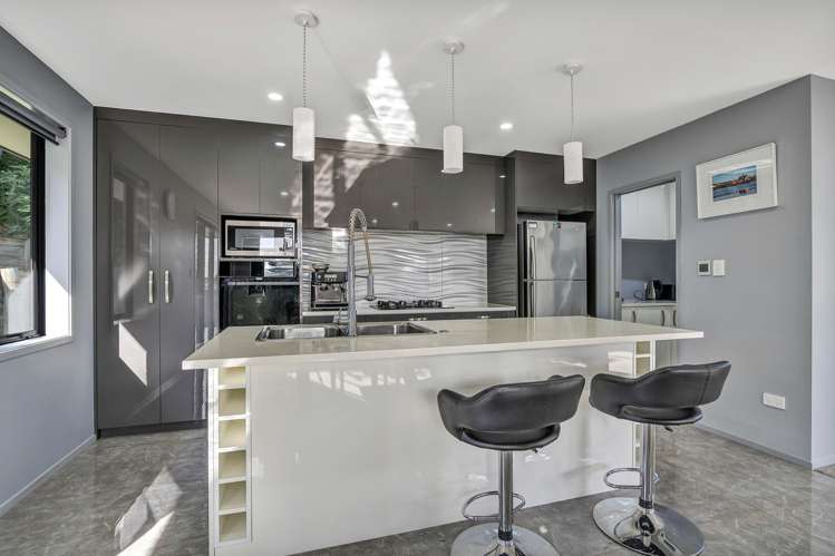 2 Frederick Place Whalers Gate_9