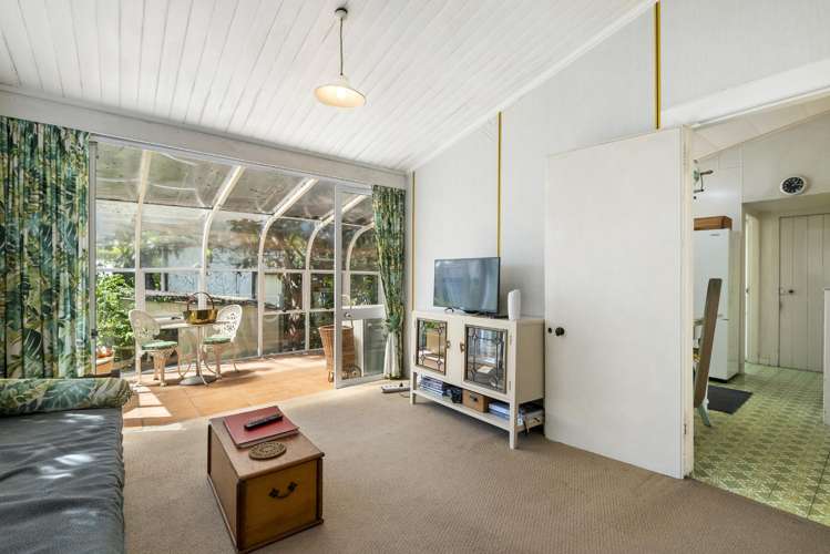 28 Queens Parade Devonport_5