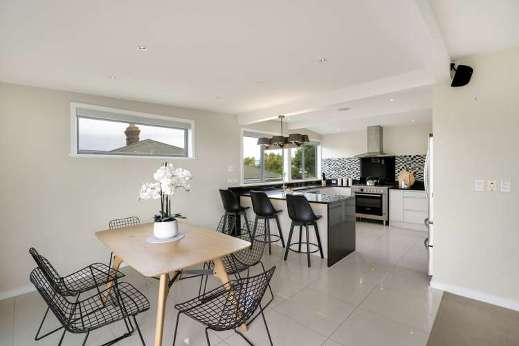 2 Buick Street Petone_9