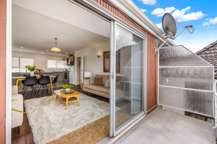 2/134 Taylors Road Mt Albert_23