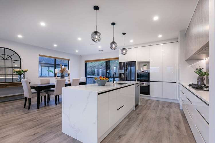 150 Arran Point Parade Orewa_13
