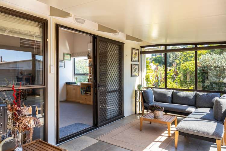 30 Takiroa Street Urenui_12