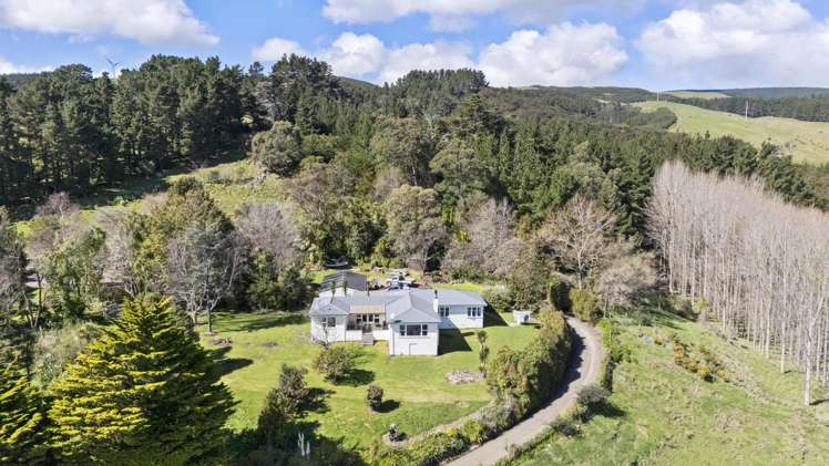 534 - 734 Fitzherbert Road East Aokautere_16
