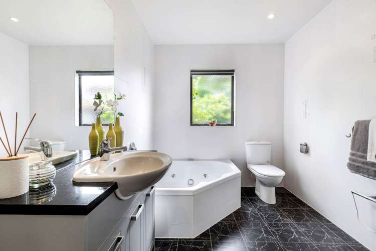 28 Catlins Place Fairview Heights_17