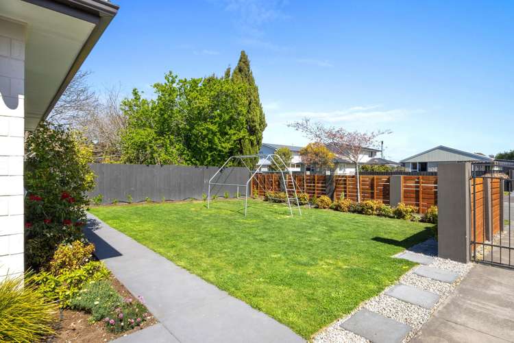 30 Kirner Street Burwood_19