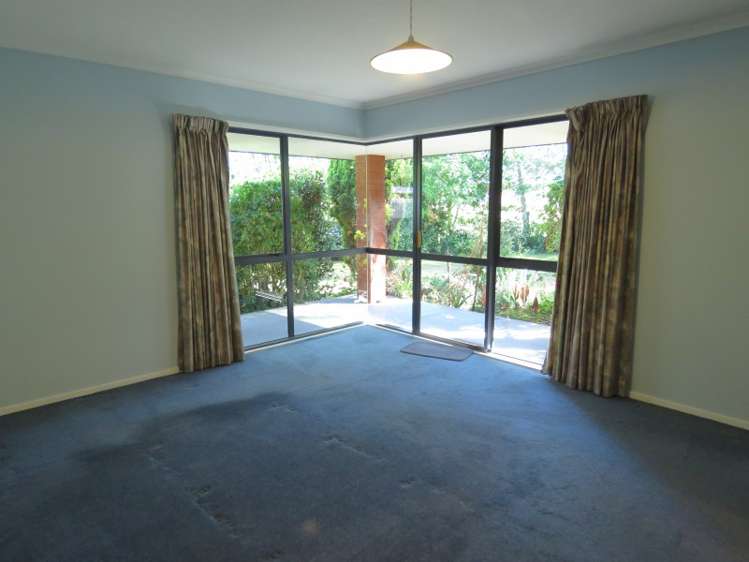 1298 Stanley Road Elgin_15