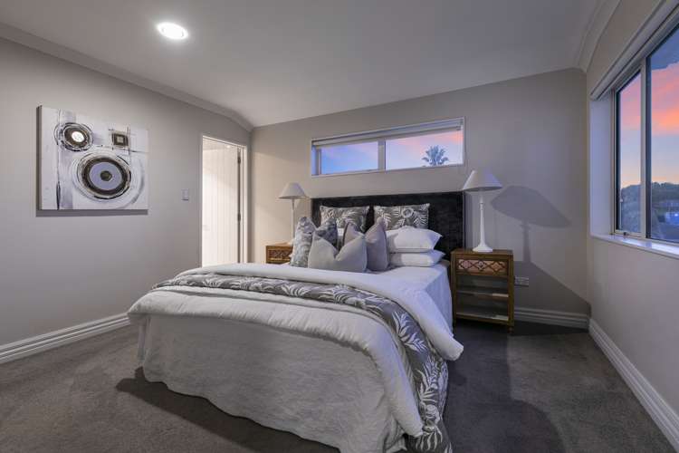 188 Whangaparaoa Road Red Beach_12